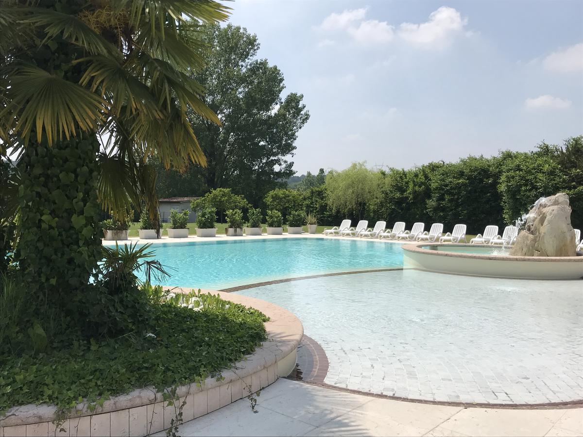 Hôtel Agriturismo Corte Salandini à Ponti sul Mincio Extérieur photo