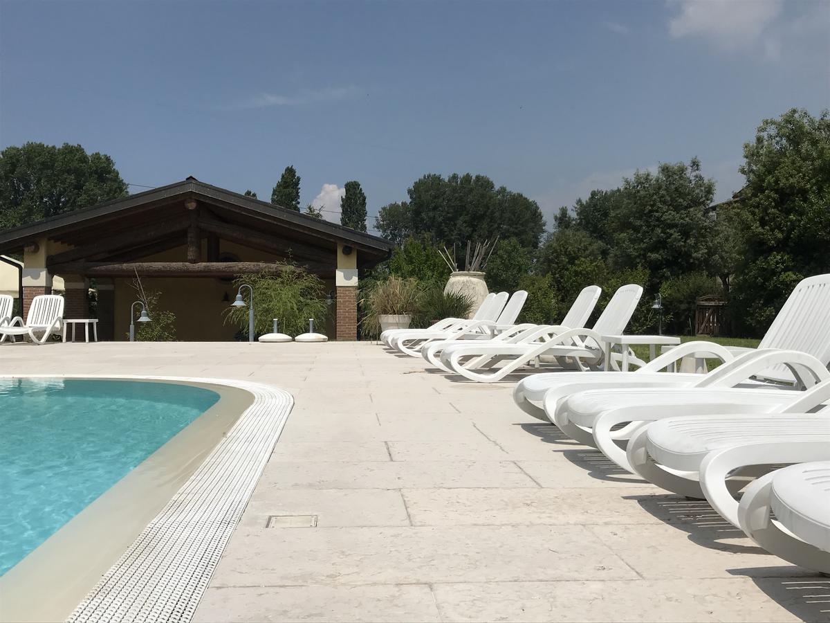Hôtel Agriturismo Corte Salandini à Ponti sul Mincio Extérieur photo