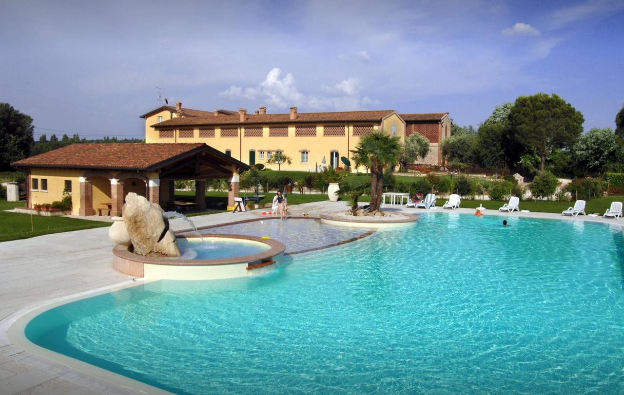 Hôtel Agriturismo Corte Salandini à Ponti sul Mincio Extérieur photo